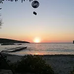 Maestralia * Skyros
